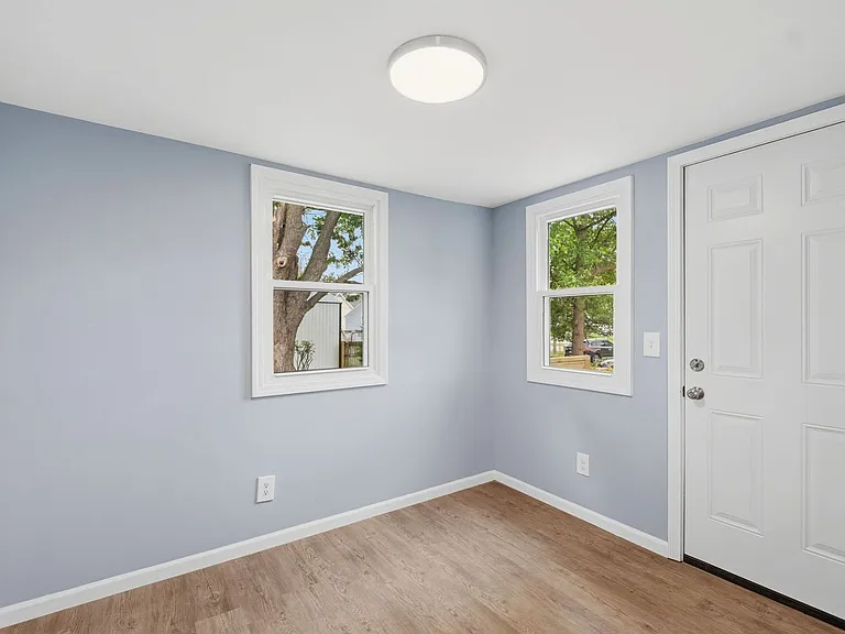108 S Science St — Photo 31