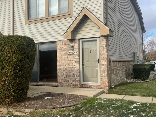 50504 N Bay Run, Chesterfield, MI 48047