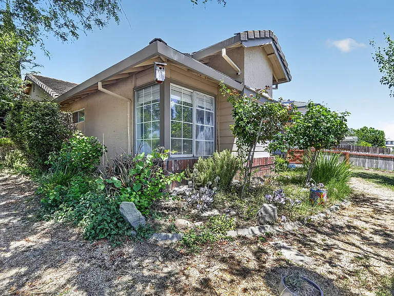 680 Canyon Creek Way — Photo 27