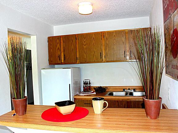 2nd image of 1416 Apple Ln #1567149