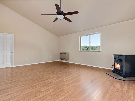 5th image of 4112 Quiet Dr NW
