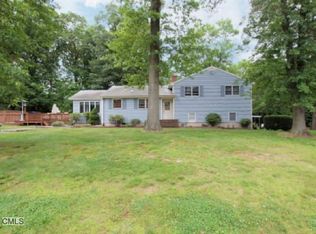 0 Robin Hood Rd, Stamford, CT 06907