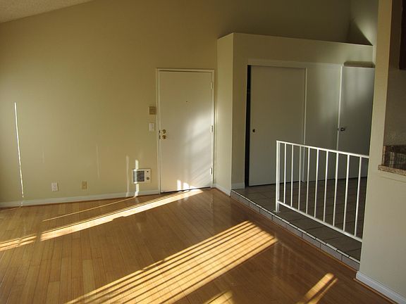 4th image of 13983 Astoria St APT 201