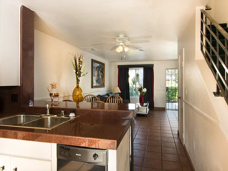 10130 Peaceful Ct — Photo 4