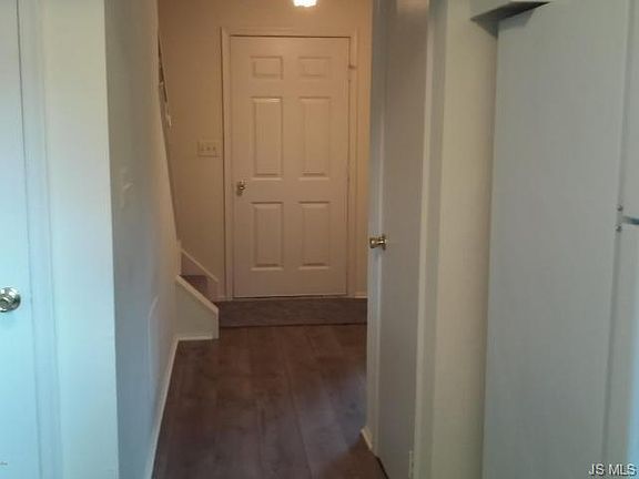 3rd image of 1442 Pueblo Ct