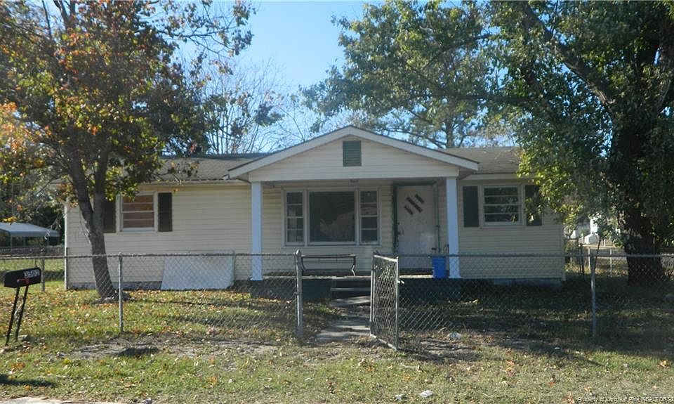 1st image of 3502 Seawell St