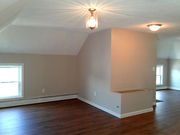 280 California #4 Newton Shared Unit Photo 2