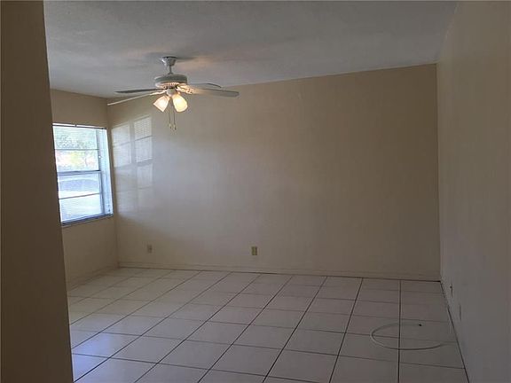 3rd image of 4169 SW 67th Ave APT 106A