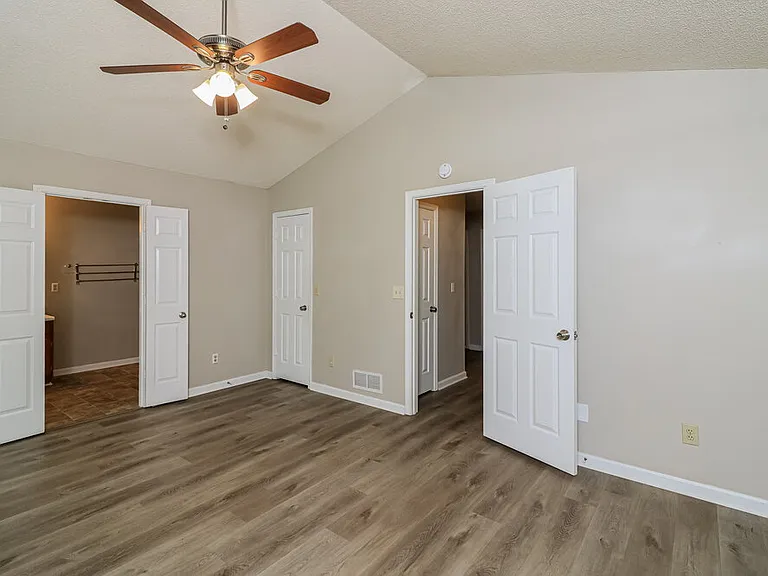 5039 Mickleton Way — Photo 15