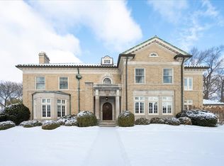 123 Oxford Rd, Kenilworth, IL 60043