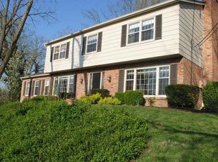 5880 Turpin Hills Dr, Cincinnati, OH 45244