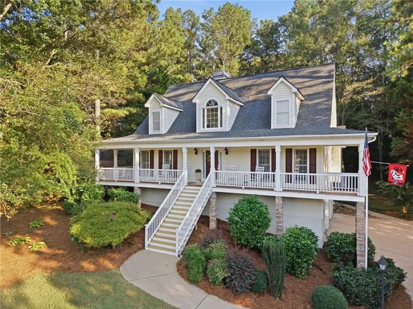 746 Tynsdale Dr, Douglasville, GA 30134