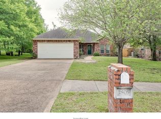 1805 Beaver Pond Ct, Bryan, TX 77807