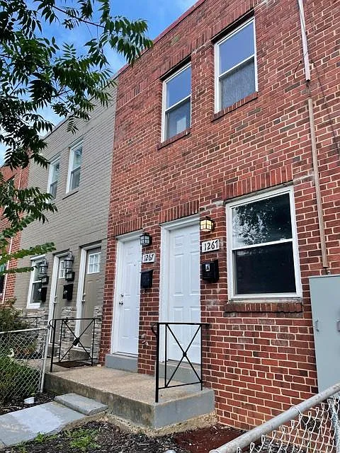 1 bed, 725 sqft, $1,750 — Photo 1