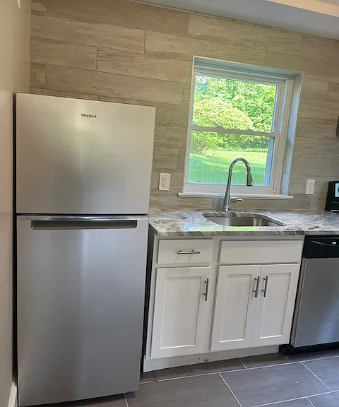 4506 Guilford Rd — Photo 5