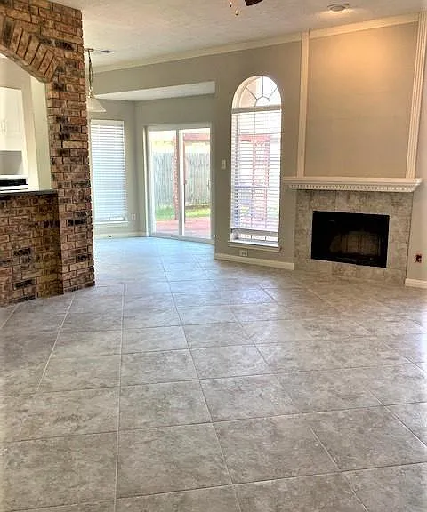 3231 Creek Manor Dr — Photo 6