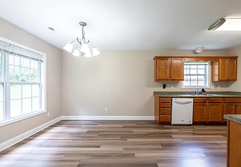 637 Marston Ln #1 — Photo 7