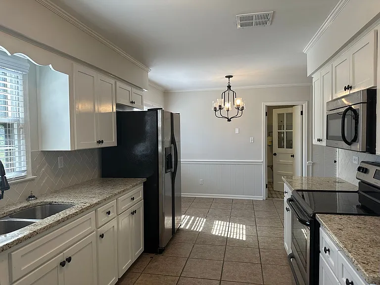 3906 Dalraida Pl — Photo 10