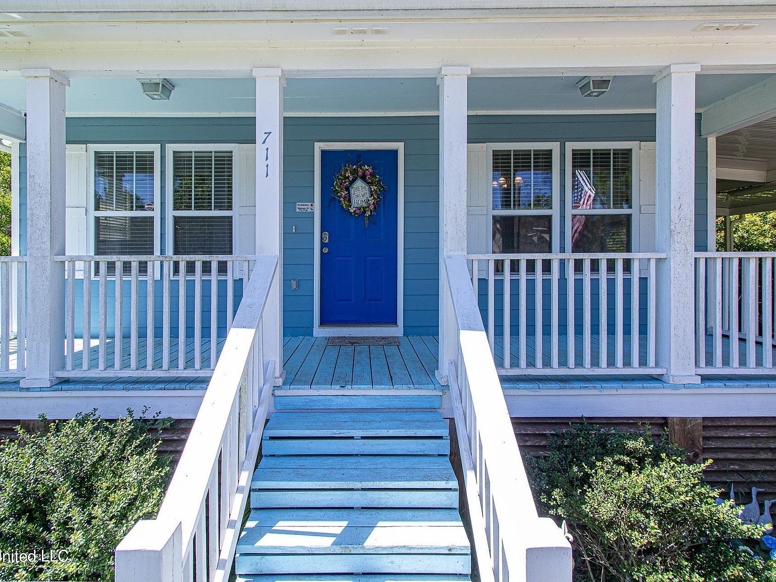 711 Dicks St, Waveland, MS 39576 Zillow