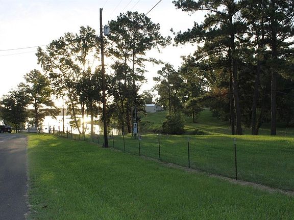 5th image of 354 Seagull Ln