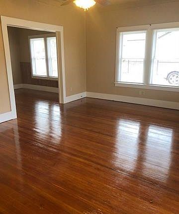 3rd image of 414 Eureka St