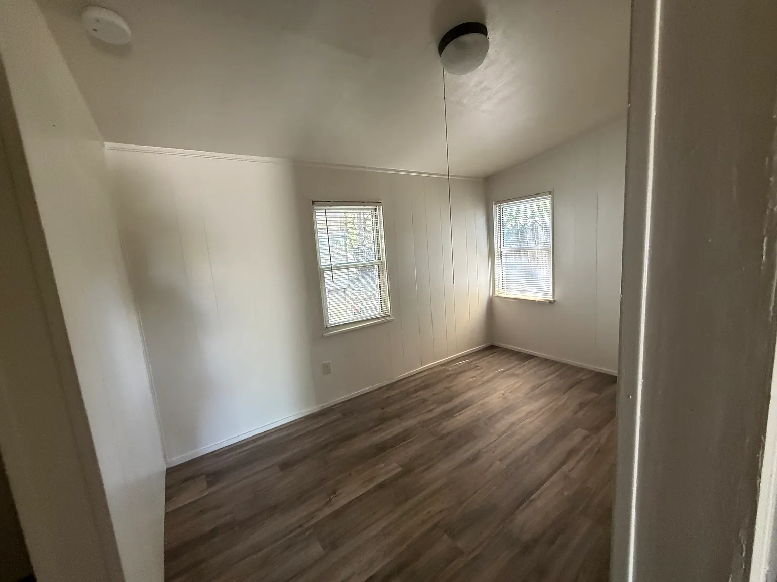 2 bed, 782 sqft, $1,350 — Photo 3