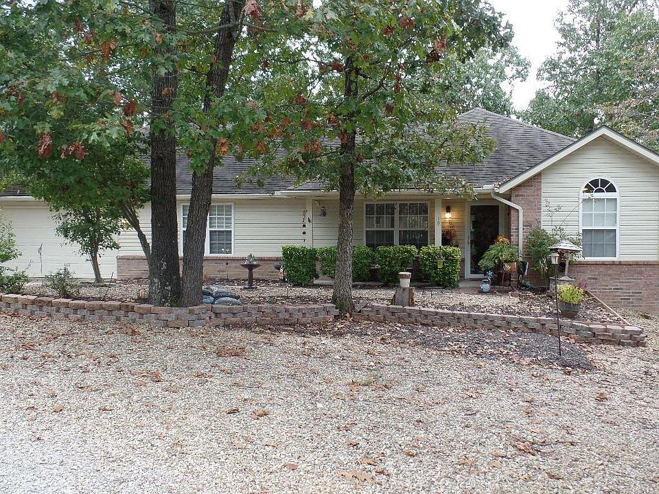 1st image of 19 Headley Cir