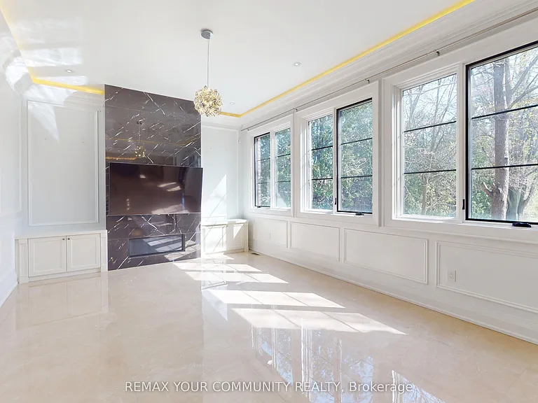19 Blyth St — Photo 14