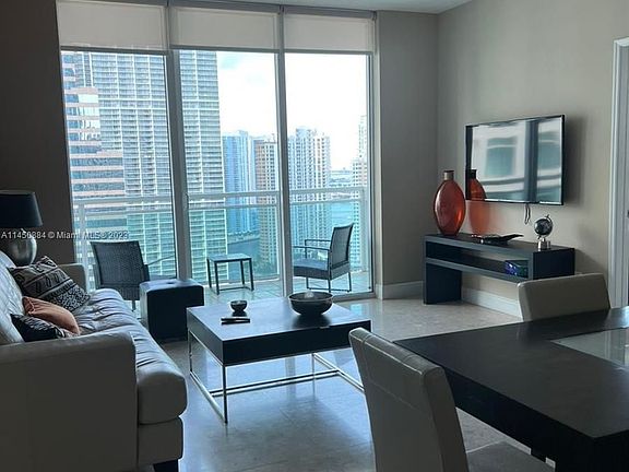 3rd image of 950 Brickell Bay Dr APT 3006