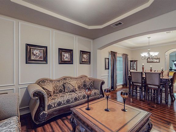 3rd image of 4522 Haviland Falls Dr