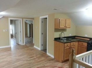 935 North Ave #1, Waukegan, IL 60085