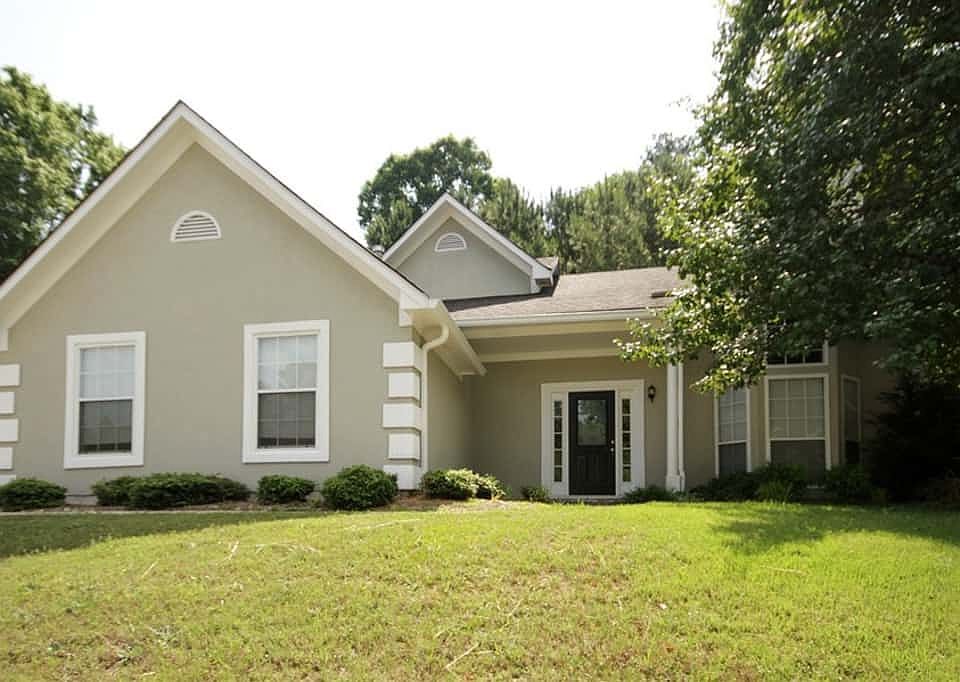 1st image of 2679 Sterling Dr
