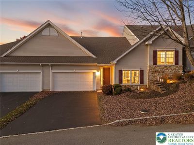 8 Kent Ln, Easton, PA, 18045