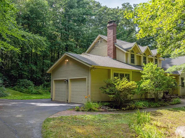 13 Greystone Road, East Kingston, NH 03827