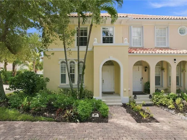 3564 Islandwalk CIR, NAPLES, FL 34119