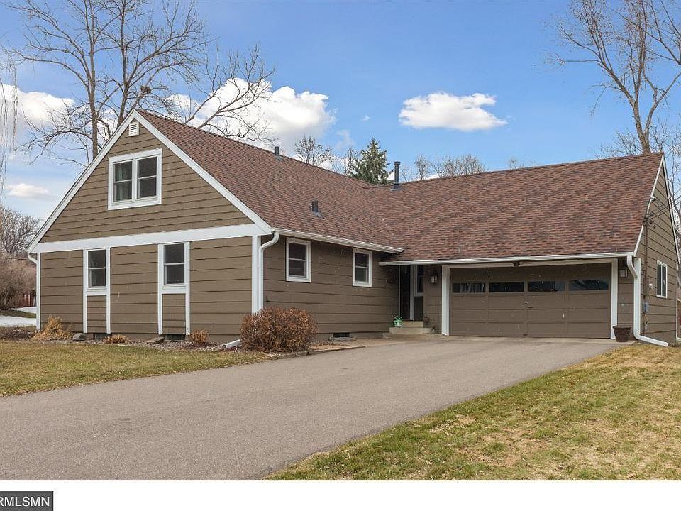 1st image of 108 Brookdale Dr