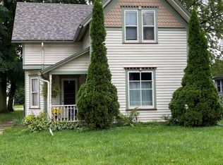 1120 Pleasant St, Lake Geneva, WI 53147