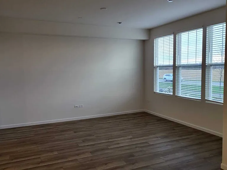 2227 Horseshoe Cir #2227 — Photo 17