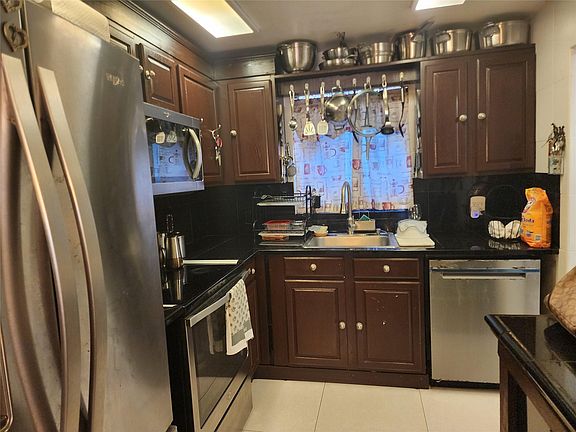 5th image of 5090 SW 64th Avenue #204B