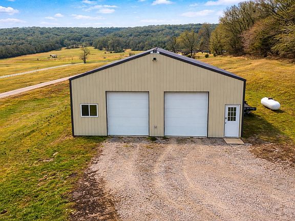 5th image of 1533 N 700th Rd