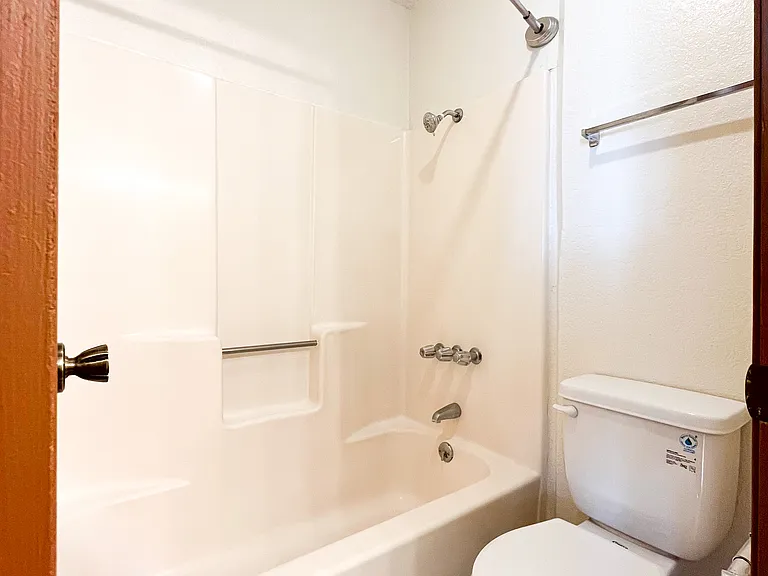 1504 Jefferis Ave — Photo 26