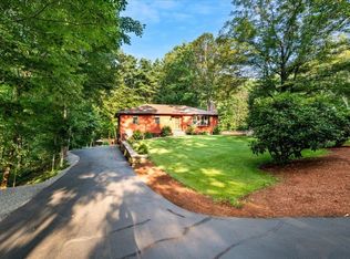 9 Cole Rd, Derry, NH 03038