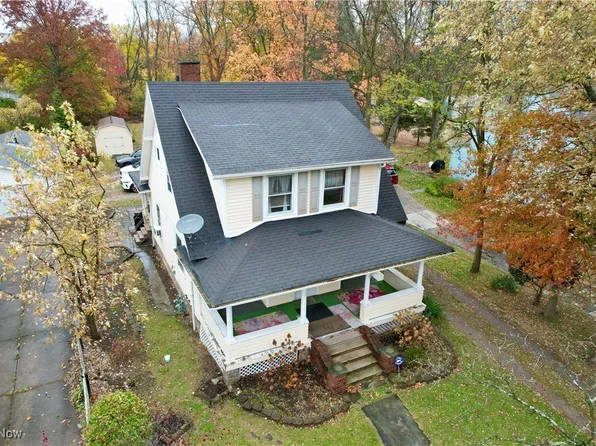 189 E Bridge St, Berea, OH 44017