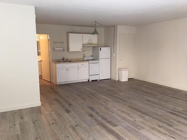 1st image of 1343 Pacific Beach Dr APT B