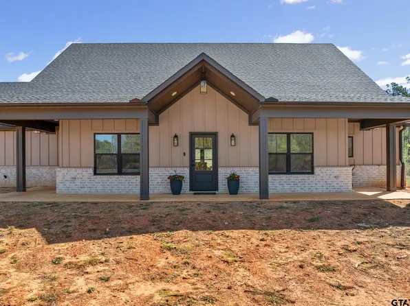 876 County Road 4120, Jacksonville, TX 75766