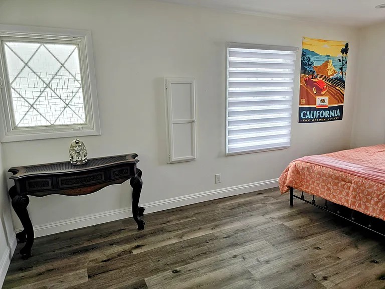 2548 E Wilson Ave — Photo 74
