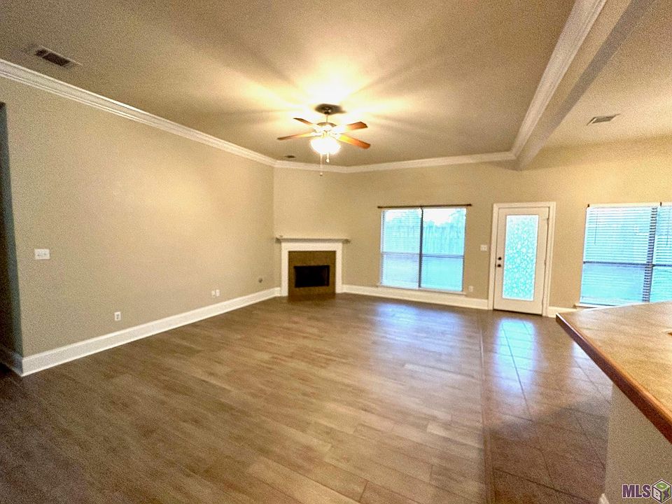41188 Lakeway Cove Ave, Gonzales, LA 70737 Zillow