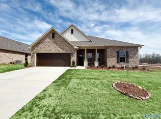 15608 Mizewell Ln NW, Harvest, AL 35749