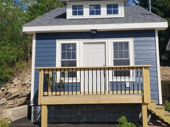 136 Spruce St, Thomas, WV 26292