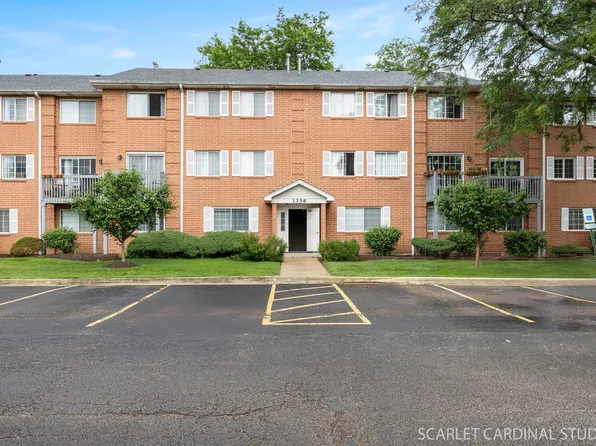 1356 S Lorraine Rd APT E, Wheaton, IL 60189